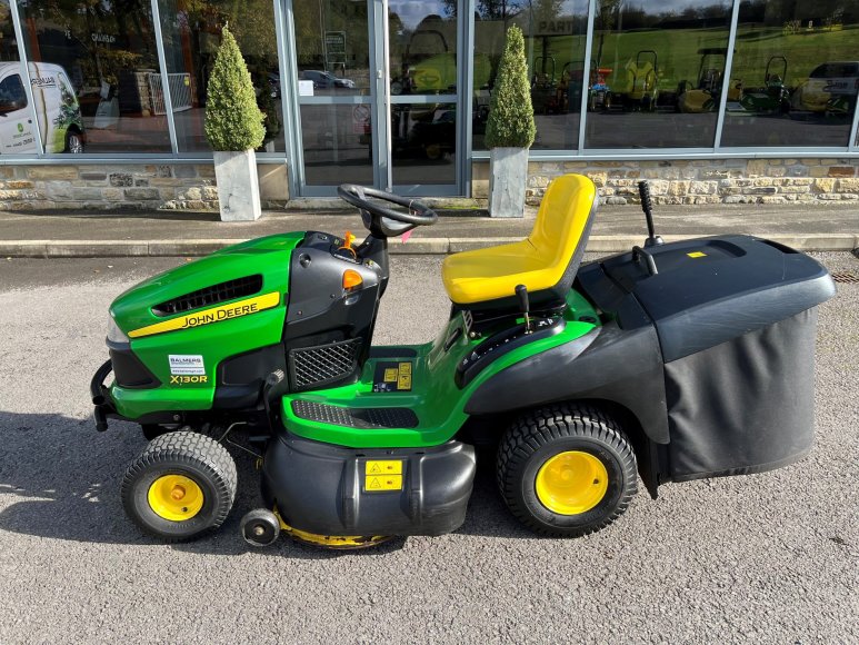 John Deere 54" AutoConnect Deck to fit JD 1026R Balmers GM Ltd